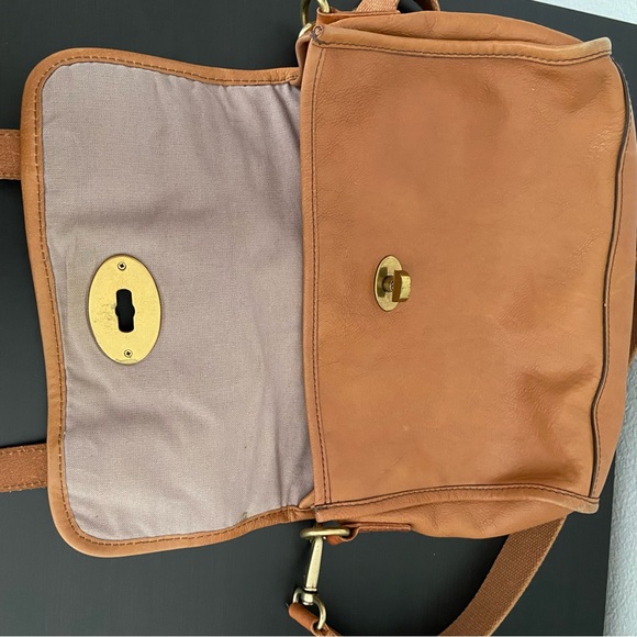 Vintage Authentic FOSSIL Issue 54 Cognac Leather Messenger Bag Crossbody - Picture 5 of 15